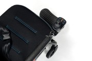 Plego Carbon - Controller.jpg