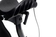 Goliat Artro - Red - Detail adjustment screw armrest.jpg