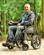 wozek-inwalidzki-elektryczny-black-ortlife-4.jpg