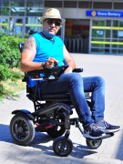 wozek-inwalidzki-elektryczny-eva-bz-skladany-lekki-20kg-ortlife-7.jpg